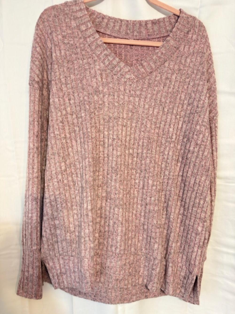 Amazon Ribbed V-Neck Long Sleeve Sweater in Dusty Rose